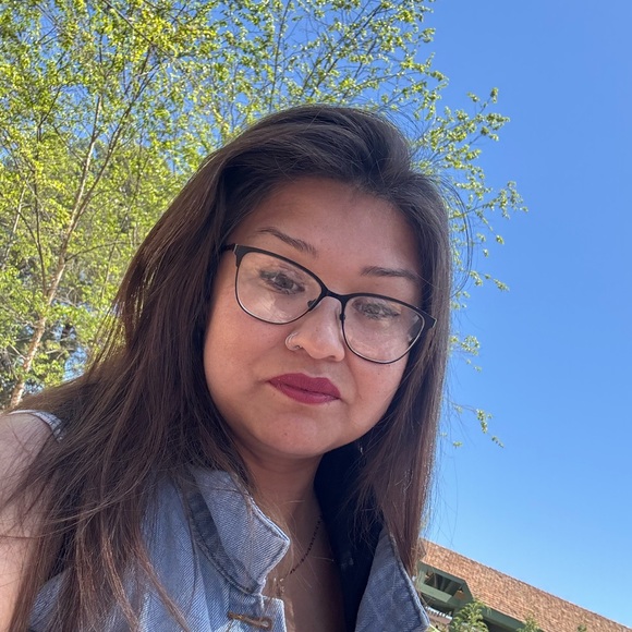 Meet your Posher, Michelle - Picture 7 of 7